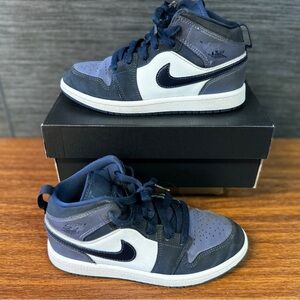 Jordan 1 Mid Obsidian Size 1
